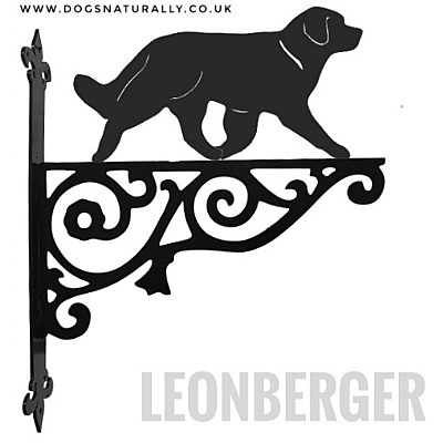 Leonberger Ornate Wall Bracket